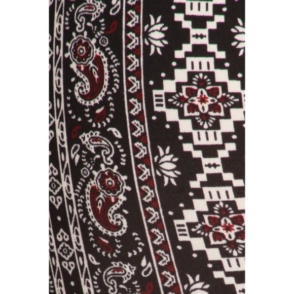 Plus size  leggings - Picture 4 of 4